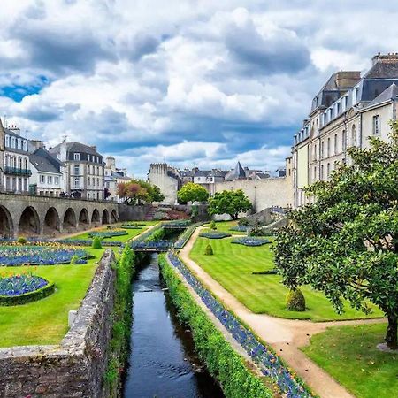Appartement Lumineux Tout Confort De 33M2 Au Centre De Vannes Bagian luar foto