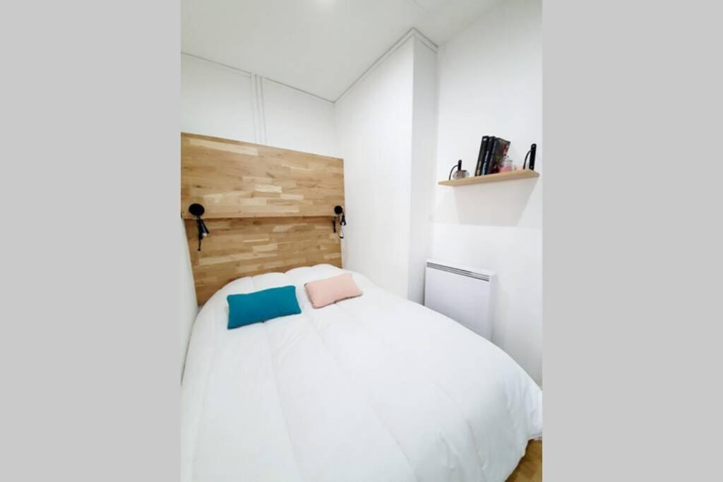Appartement Lumineux Tout Confort De 33M2 Au Centre De Vannes Bagian luar foto
